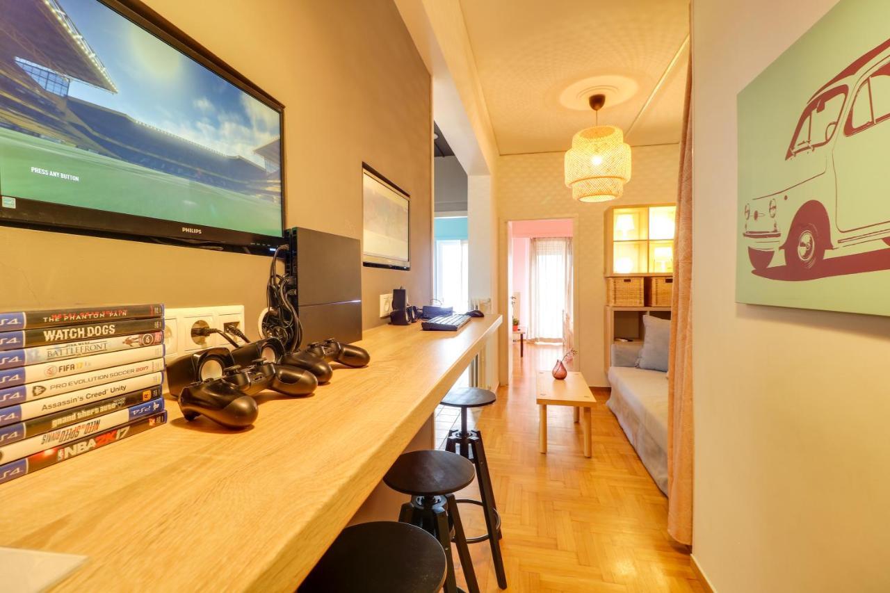 Spacious Central Flat☆3Min To Metro☆Ac|Netflix|Pc Афины Экстерьер фото